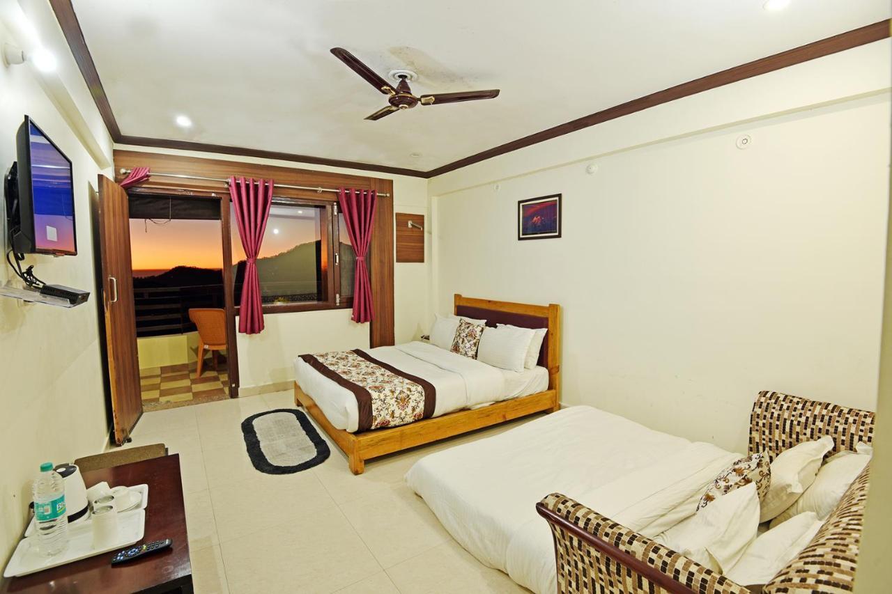 Green Roof Hotel Nainital Exterior foto